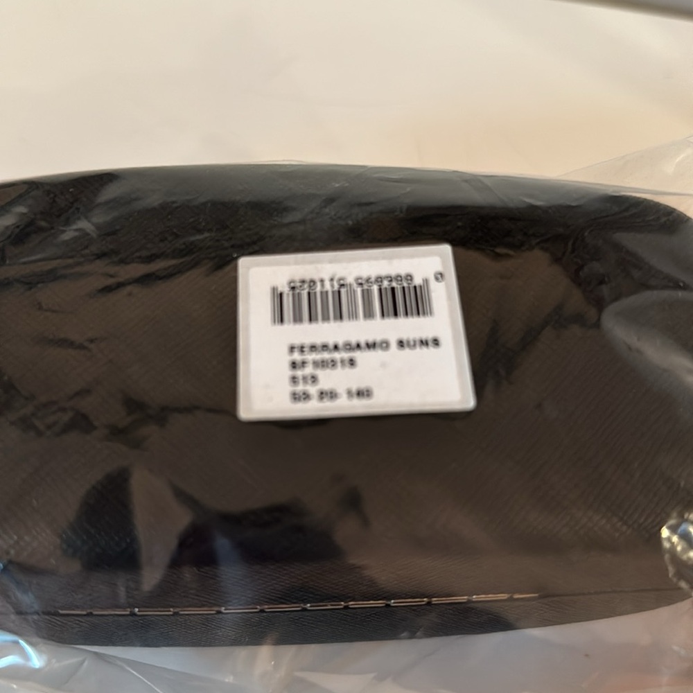 Salvatore Ferragamo Sunglasses NWT - Picture 12 of 12
